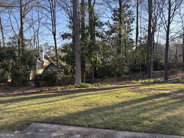 105 Lazy Laurel Chase, Roswell, GA 30076