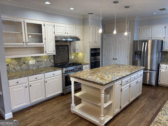 105 Lazy Laurel Chase, Roswell, GA 30076