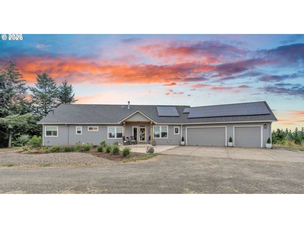Image 1 of property listing at 20265 Se POCO Ln, Amity, OR 97101