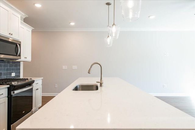 333 Colsen Drive, Acworth, GA 30102