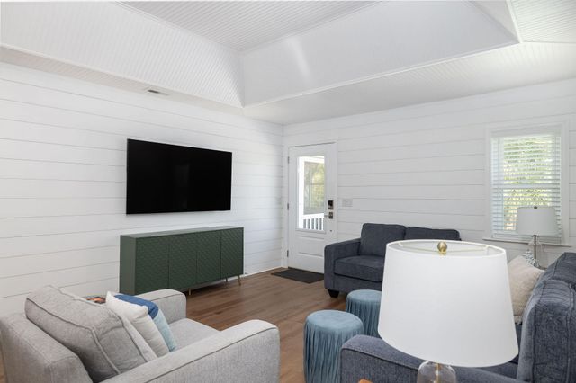 503 Pompano Street, Edisto Island, SC 29438
