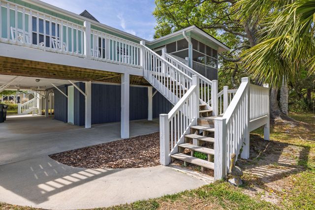 503 Pompano Street, Edisto Island, SC 29438