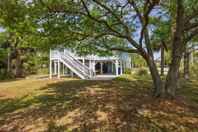503 Pompano Street, Edisto Island, SC 29438