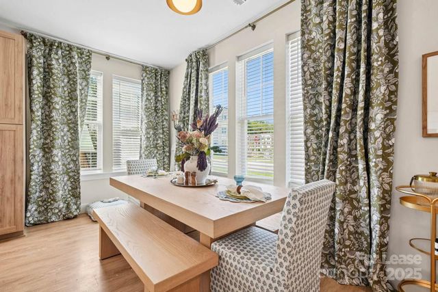 19020 Potts Park Lane A2M2, Davidson, NC 28036