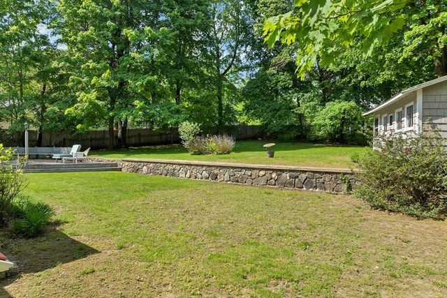 394 Pearl St, Reading, MA 01867
