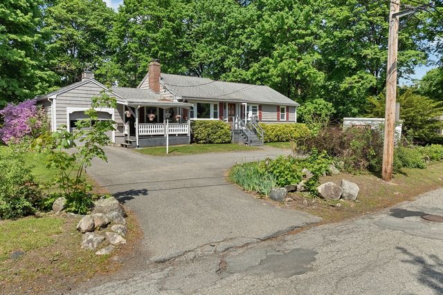 394 Pearl St, Reading, MA 01867