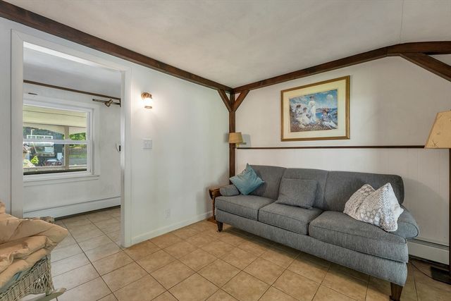 394 Pearl St, Reading, MA 01867