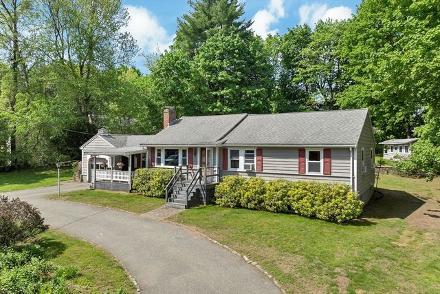 394 Pearl St, Reading, MA 01867
