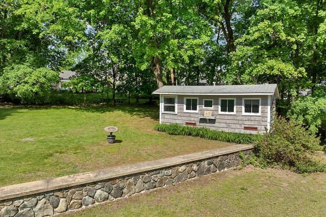 394 Pearl St, Reading, MA 01867