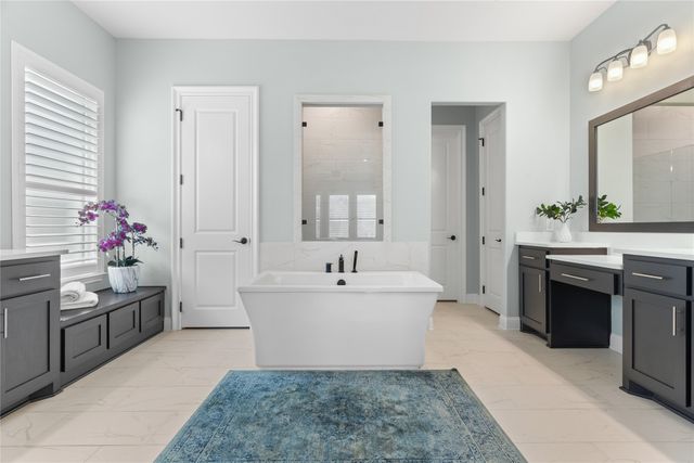 400 Fema Valle Drive, Mckinney, TX 75071