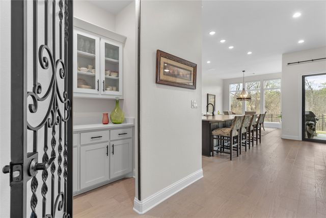 400 Fema Valle Drive, Mckinney, TX 75071