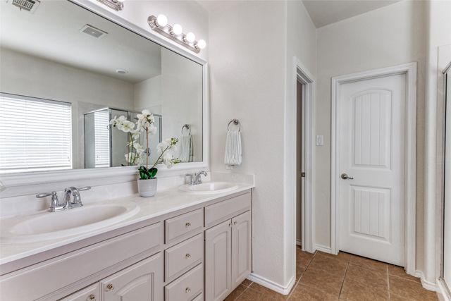 6741 Friendsway Drive, Fort Worth, TX 76137