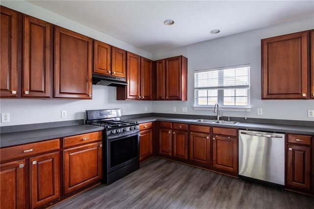 7702 Parkside Drive, Lithia Springs, GA 30122