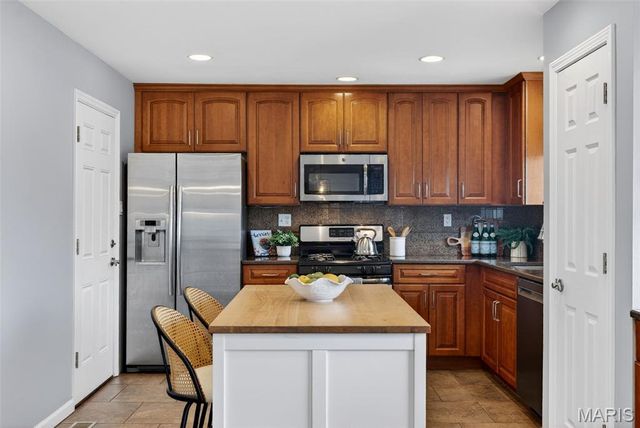 5330 Mild Drive, St Louis, MO 63129