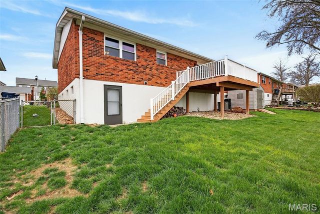 5330 Mild Drive, St Louis, MO 63129