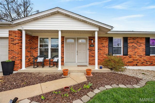 5330 Mild Drive, St Louis, MO 63129