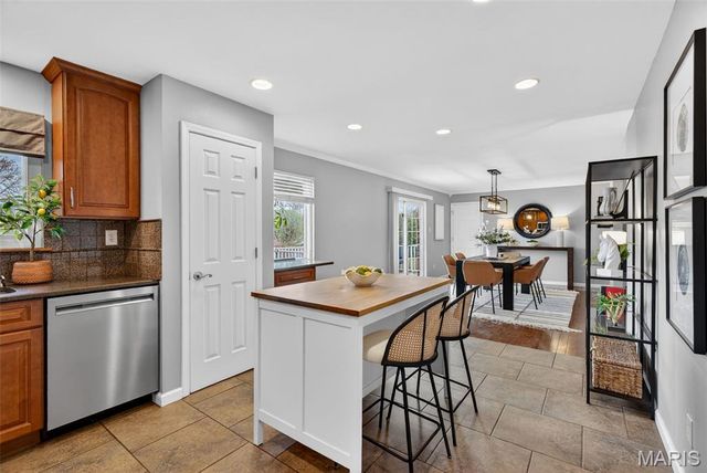 5330 Mild Drive, St Louis, MO 63129