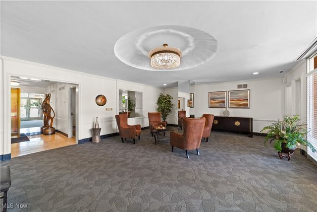 18975 Van Aken Boulevard 401, Shaker Heights, OH 44122