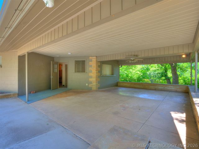 1420 E Fairview Avenue, Sapulpa, OK 74066