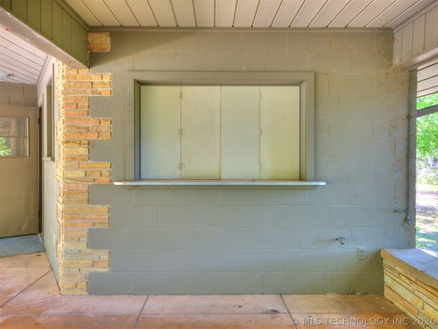 1420 E Fairview Avenue, Sapulpa, OK 74066