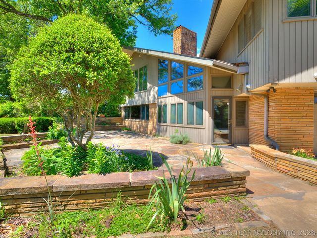 1420 E Fairview Avenue, Sapulpa, OK 74066