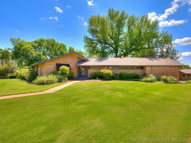 1420 E Fairview Avenue, Sapulpa, OK 74066