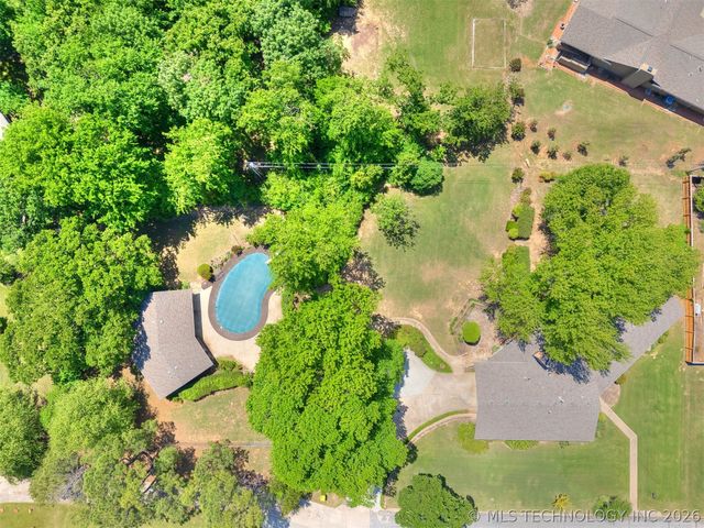 1420 E Fairview Avenue, Sapulpa, OK 74066