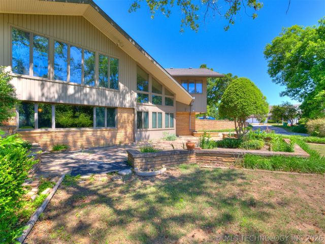 1420 E Fairview Avenue, Sapulpa, OK 74066