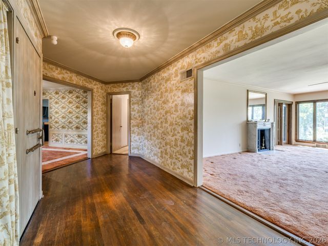 1420 E Fairview Avenue, Sapulpa, OK 74066