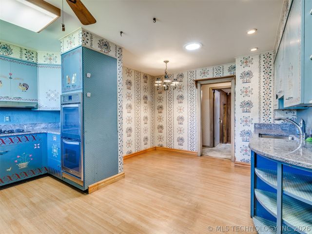 1420 E Fairview Avenue, Sapulpa, OK 74066