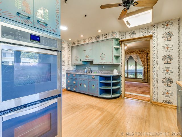 1420 E Fairview Avenue, Sapulpa, OK 74066