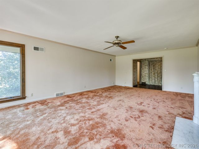 1420 E Fairview Avenue, Sapulpa, OK 74066