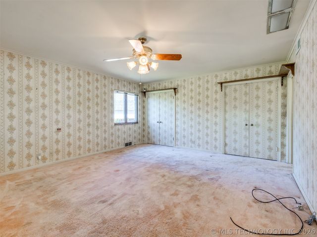 1420 E Fairview Avenue, Sapulpa, OK 74066