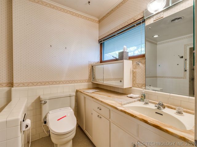 1420 E Fairview Avenue, Sapulpa, OK 74066