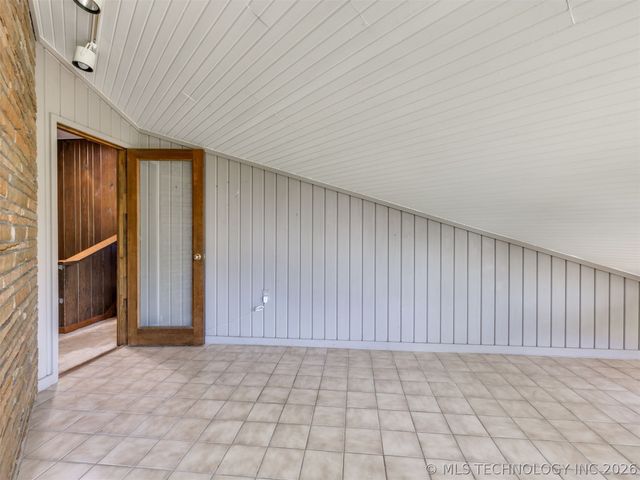 1420 E Fairview Avenue, Sapulpa, OK 74066