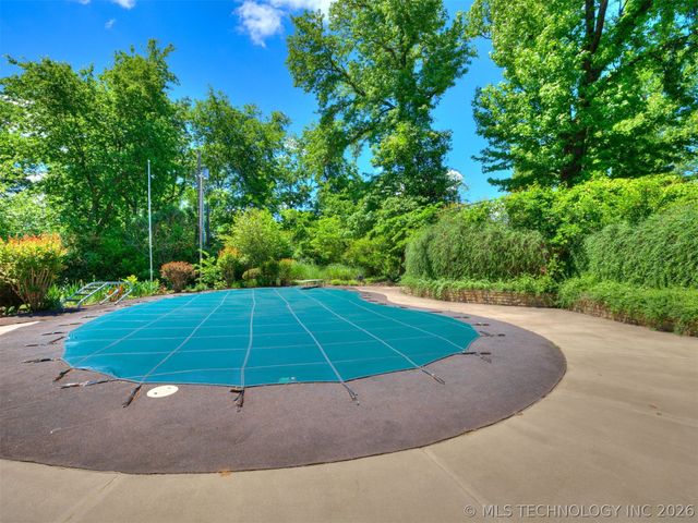 1420 E Fairview Avenue, Sapulpa, OK 74066