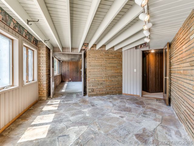 1420 E Fairview Avenue, Sapulpa, OK 74066