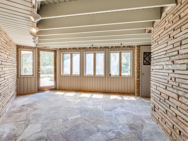 1420 E Fairview Avenue, Sapulpa, OK 74066