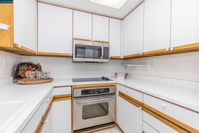 558 Churchill Downs Ct, Walnut Creek, CA 94596