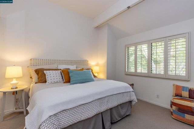 558 Churchill Downs Ct, Walnut Creek, CA 94596