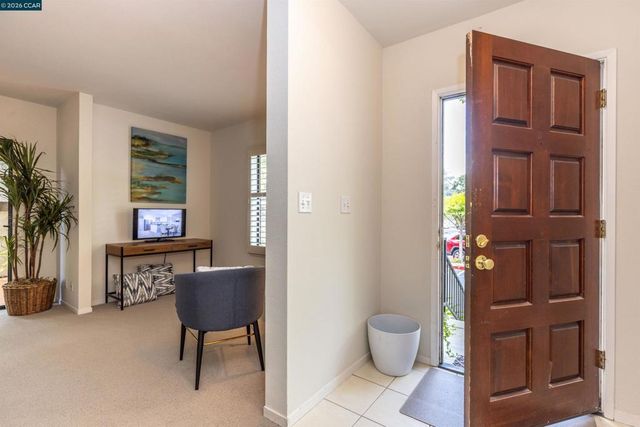 558 Churchill Downs Ct, Walnut Creek, CA 94596