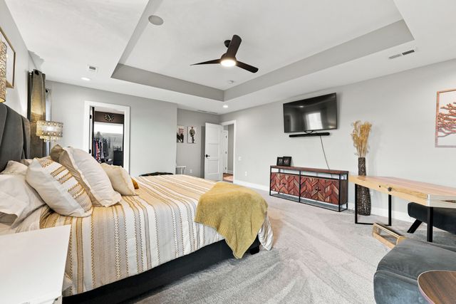 2915 NW Beechwood Court, Ankeny, IA 50023
