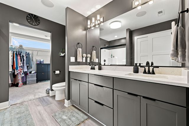 2915 NW Beechwood Court, Ankeny, IA 50023