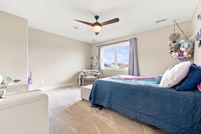 2915 NW Beechwood Court, Ankeny, IA 50023