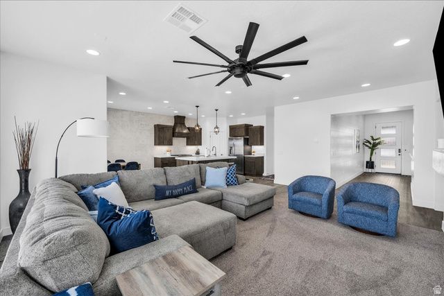 5867 S KASTRA LN, St. George, UT 84790