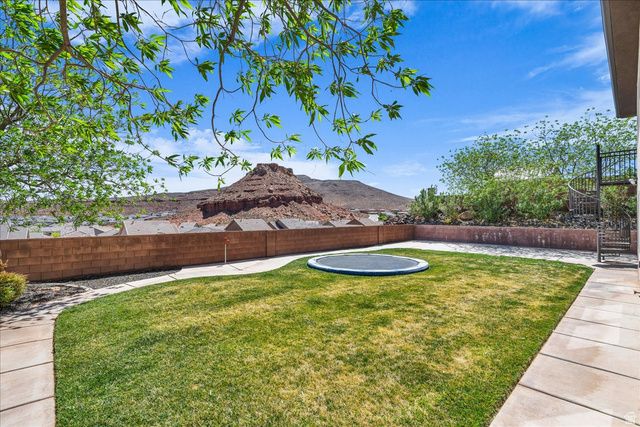 5867 S KASTRA LN, St. George, UT 84790