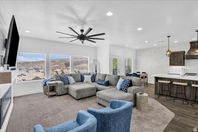 5867 S KASTRA LN, St. George, UT 84790