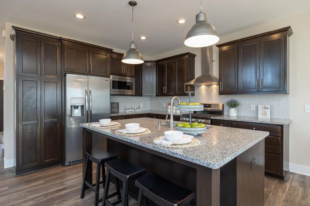 5252 177th Street W, Lakeville, MN 55044