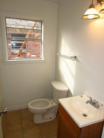3810 Cochran Street, Houston, TX 77009