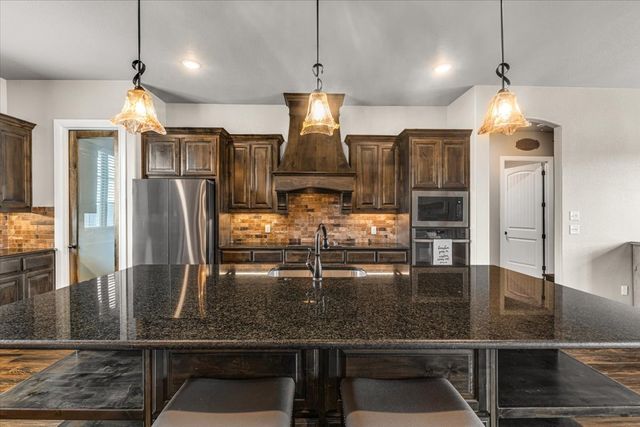 127 Paradise Oaks Court, Paradise, TX 76073